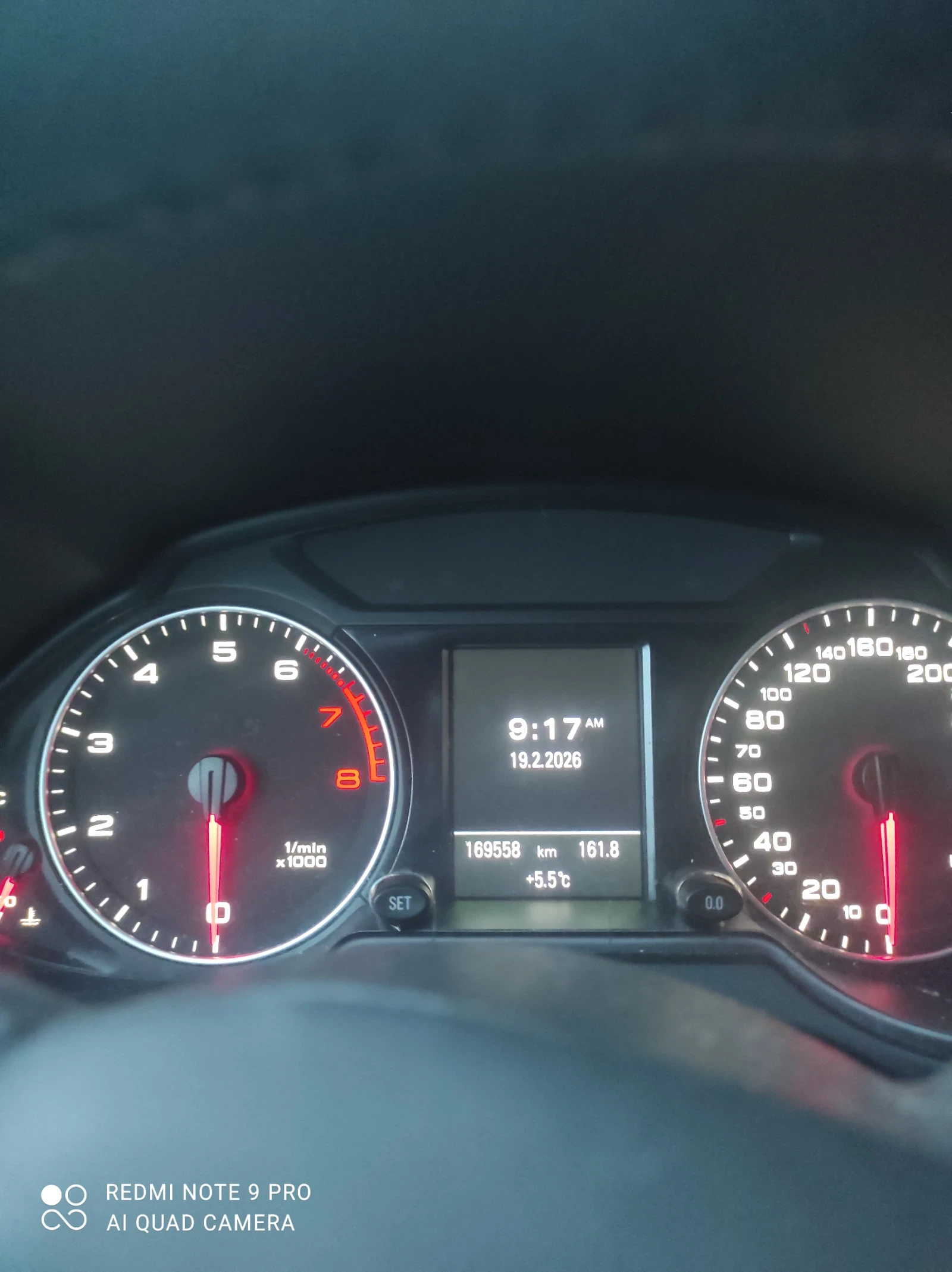 Audi Q5, снимка 8 - Автомобили и джипове - 53937650