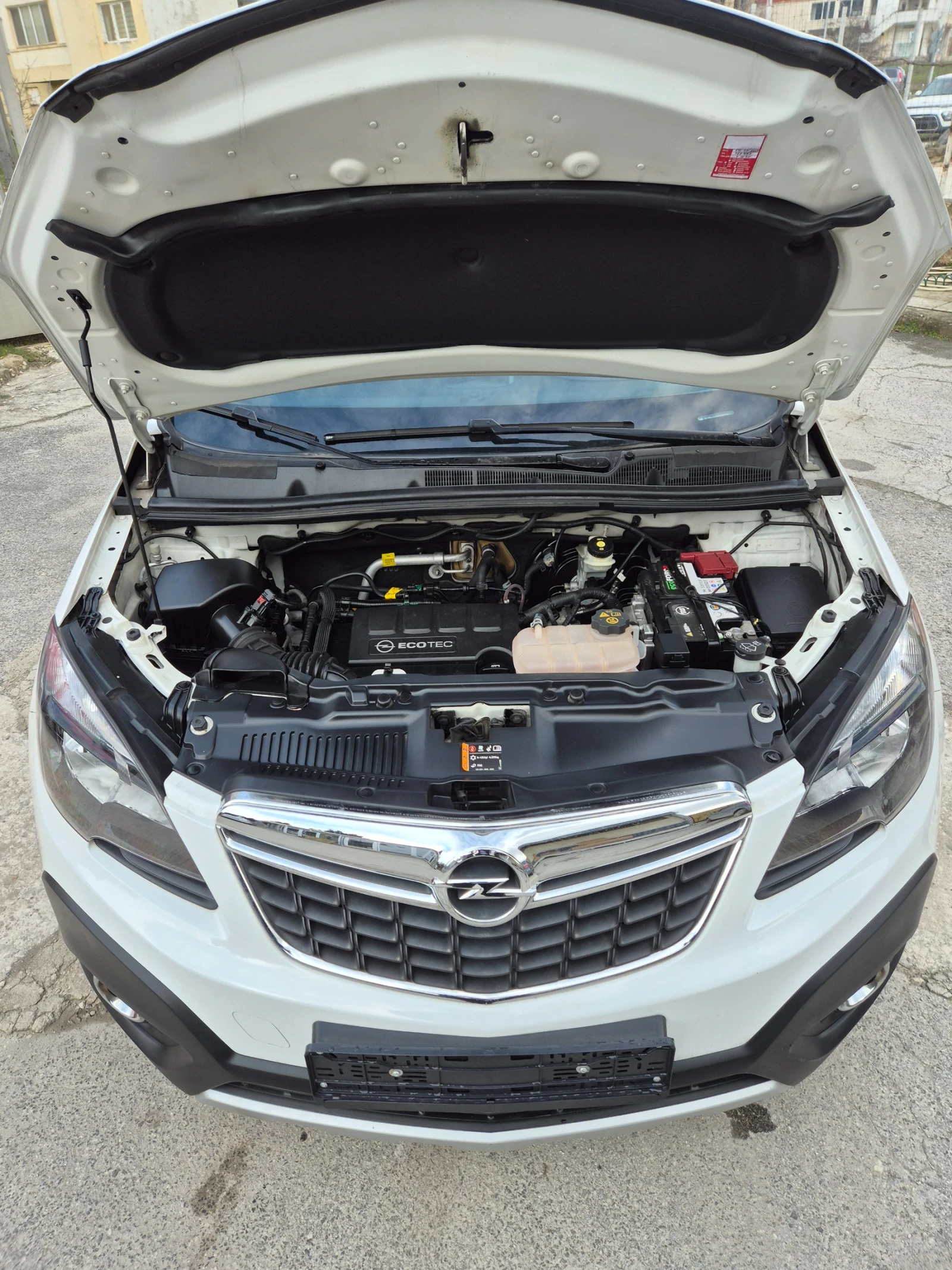 Opel Mokka 1.4 140 КС ТУРБО ТОП СЪСТОЯНИЕ, снимка 13 - Автомобили и джипове - 54329183