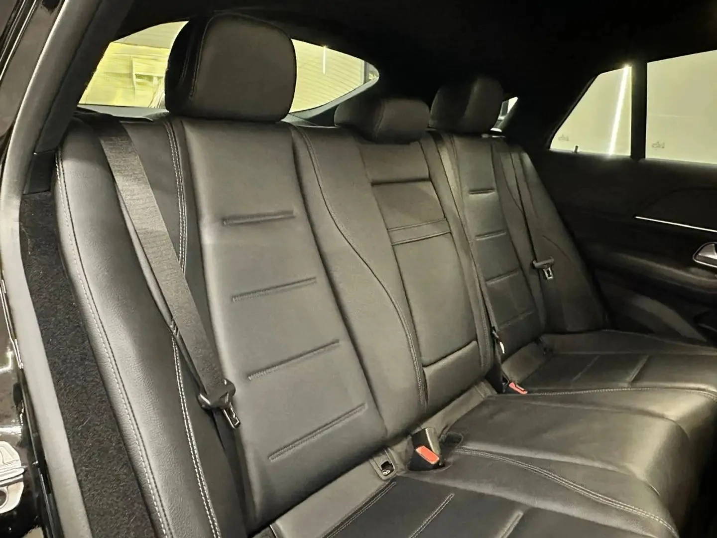 Mercedes-Benz GLE 400 d 4Matic AMG-Line, снимка 6 - Автомобили и джипове - 55086738