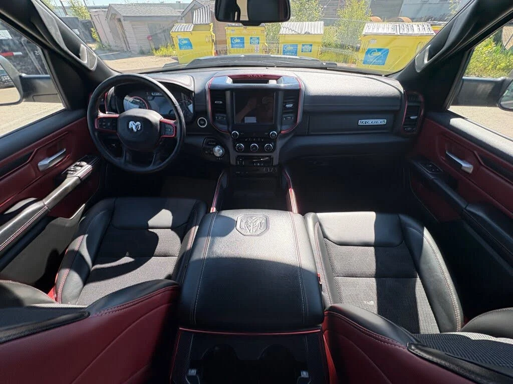 Dodge RAM 1500 REBEL* CREW CAB* 5.7* ПОДГРЕВ* КАМЕРА* КРАЙНА ЦЕНА, снимка 8 - Автомобили и джипове - 55433158