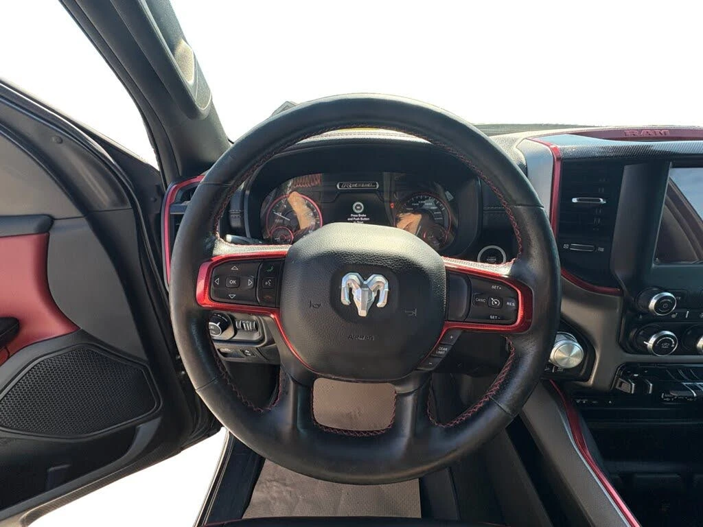 Dodge RAM 1500 REBEL* CREW CAB* 5.7* ПОДГРЕВ* КАМЕРА* КРАЙНА ЦЕНА, снимка 9 - Автомобили и джипове - 55433158