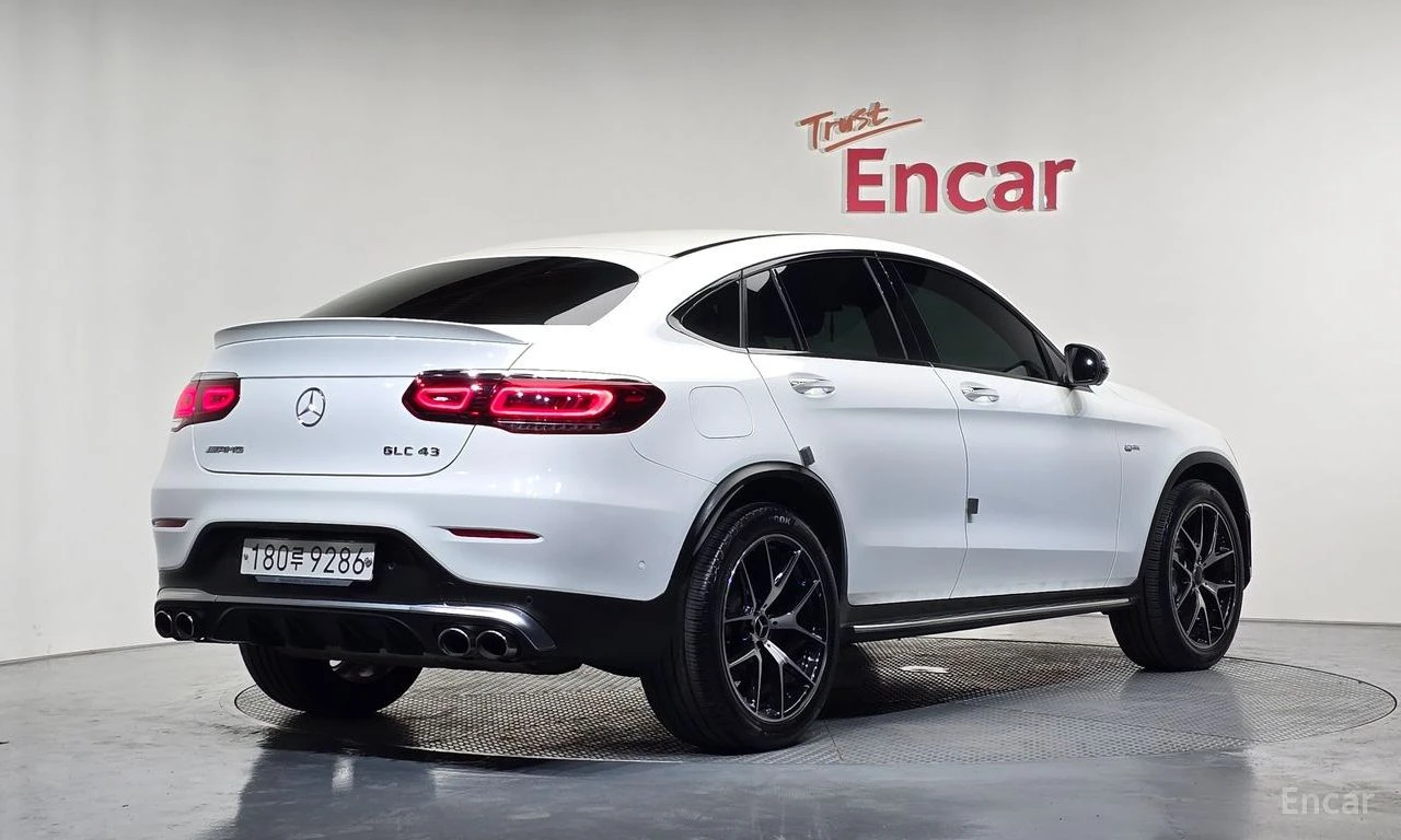 Mercedes-Benz GLC 43 AMG COUPE* BURMESTER* ХЕДЪП* 360КАМЕРА* ДИСТРОНИК* , снимка 2 - Автомобили и джипове - 55446352