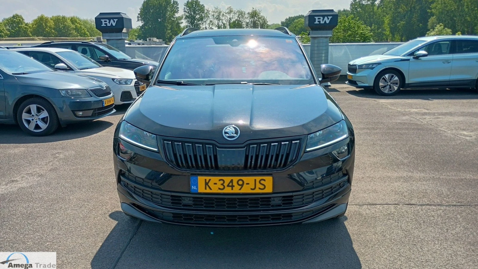 Skoda Karoq 1.5 Sportline Business Auto Virtual Panorama, снимка 2 - Автомобили и джипове - 55938420