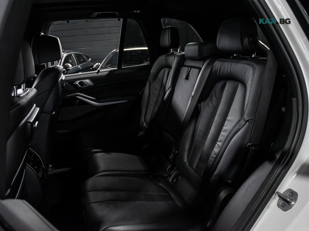 BMW X5 xDrive40i* Harman Kardon* АвтоКредит* (ЦЕНА ДО БГ), снимка 9 - Автомобили и джипове - 55984113