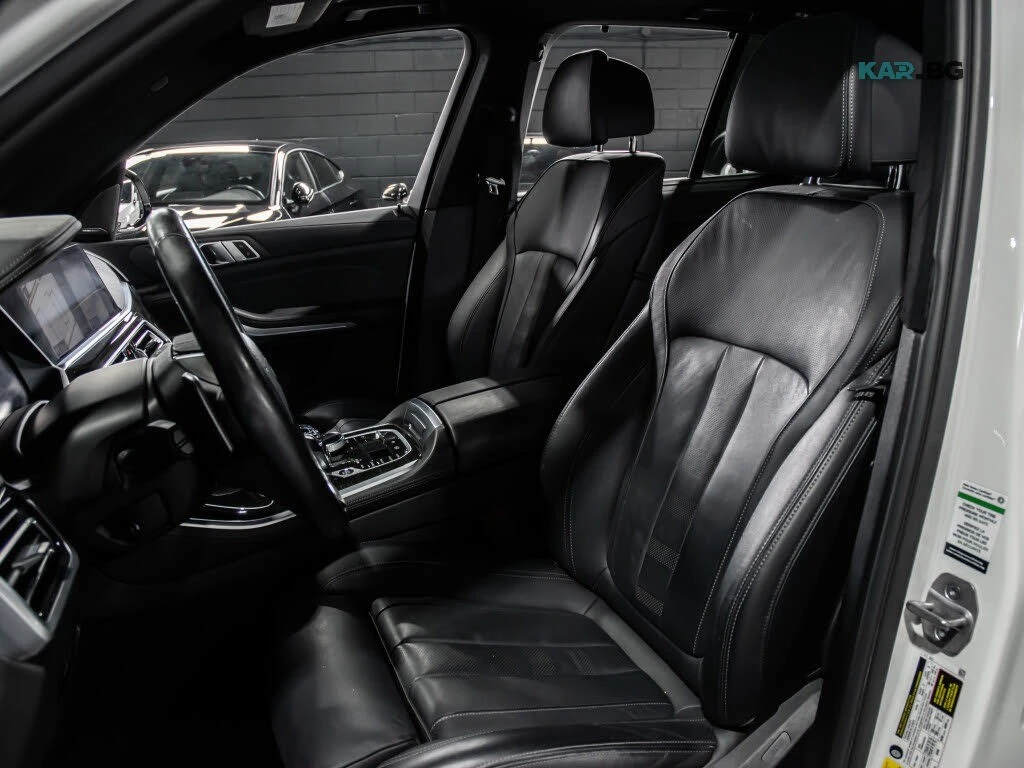 BMW X5 xDrive40i* Harman Kardon* АвтоКредит* (ЦЕНА ДО БГ), снимка 8 - Автомобили и джипове - 55984113
