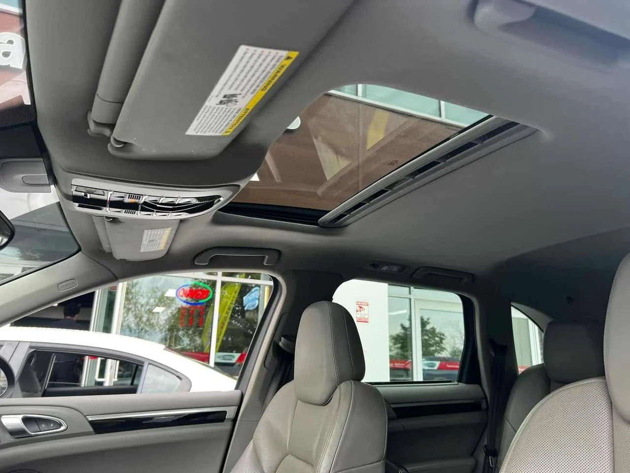 Porsche Cayenne * Diesel * CARFAX * ����������� | Mobile.bg � ����������� 10