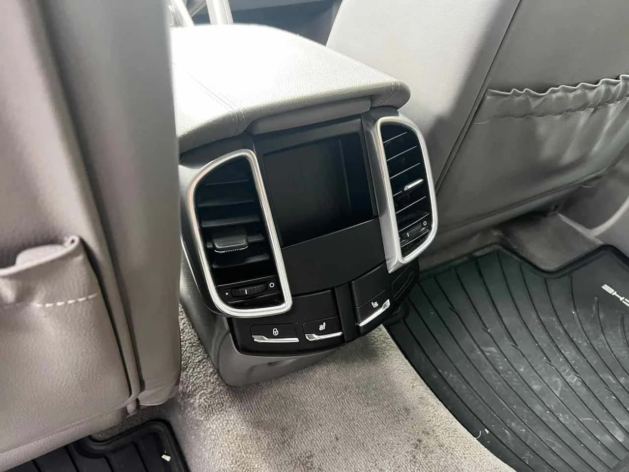 Porsche Cayenne * Diesel * CARFAX * ����������� | Mobile.bg � ����������� 11