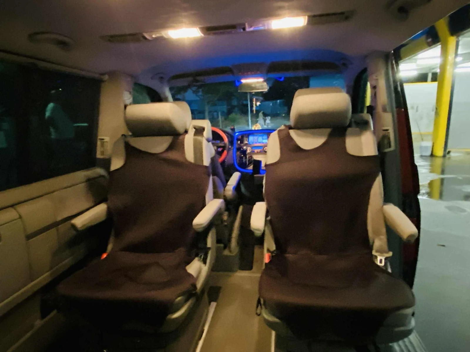 VW Multivan 1.9 - изображение 10