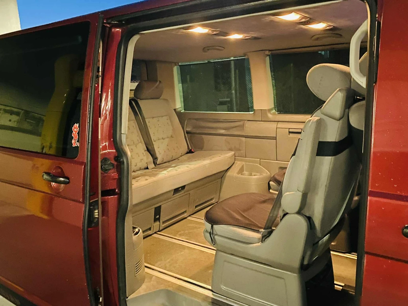 VW Multivan 1.9 - изображение 7