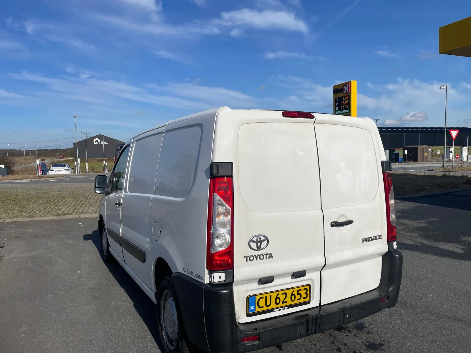 Toyota Proace 2.0D, снимка 3 - Бусове и автобуси - 53836910