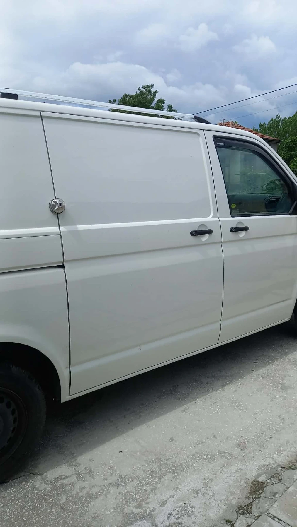 VW T5 1.9 Tdi, снимка 6 - Бусове и автобуси - 54660622