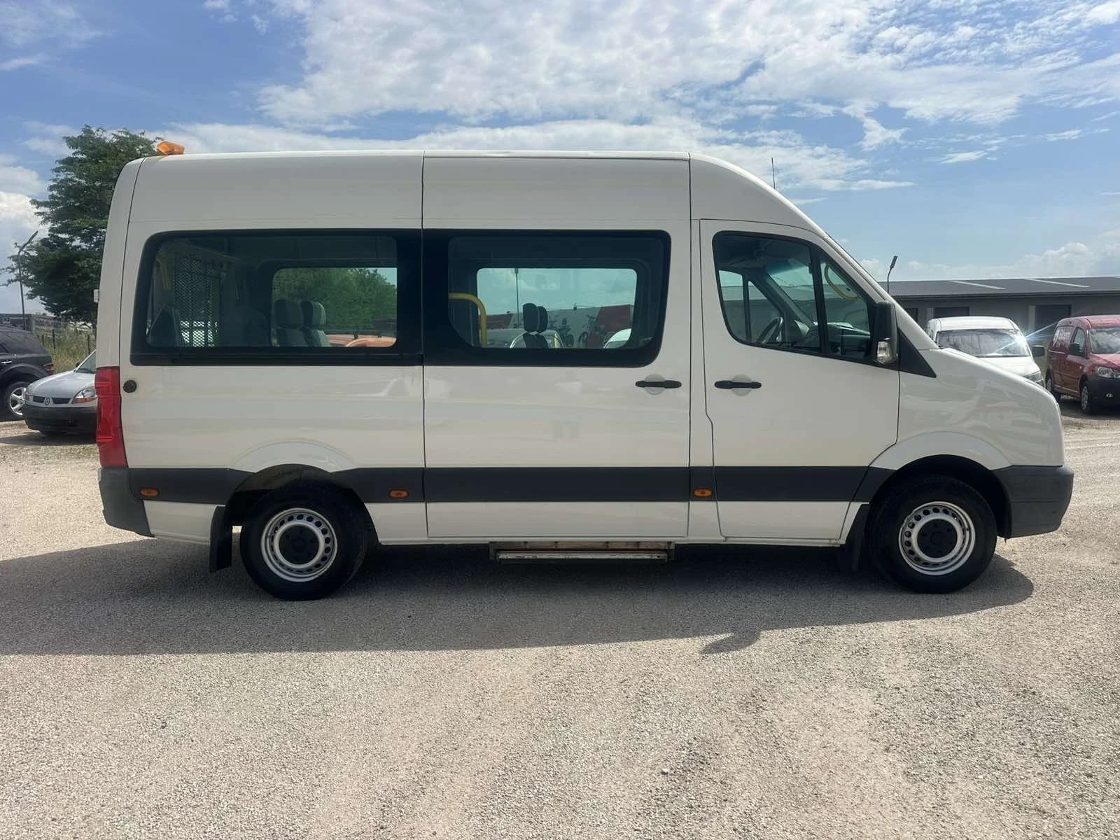 VW Crafter, снимка 4 - Бусове и автобуси - 54783416
