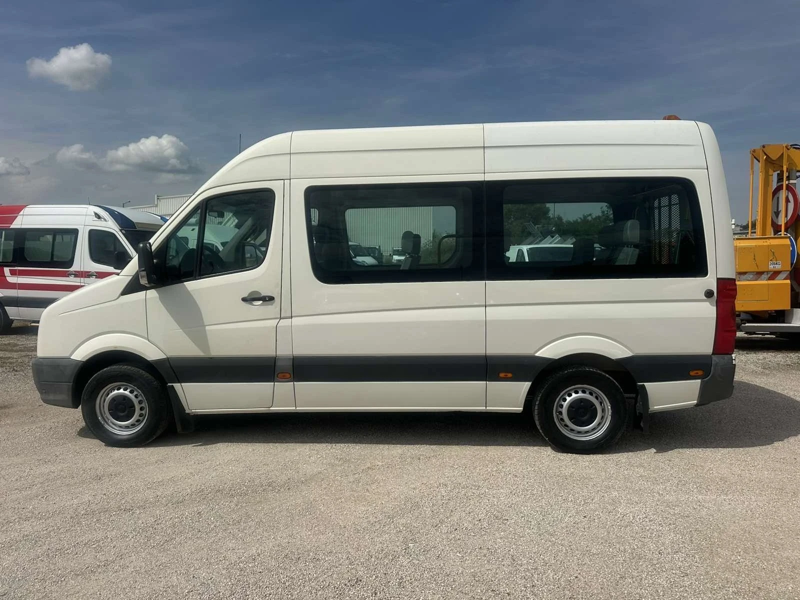 VW Crafter, снимка 3 - Бусове и автобуси - 54783416