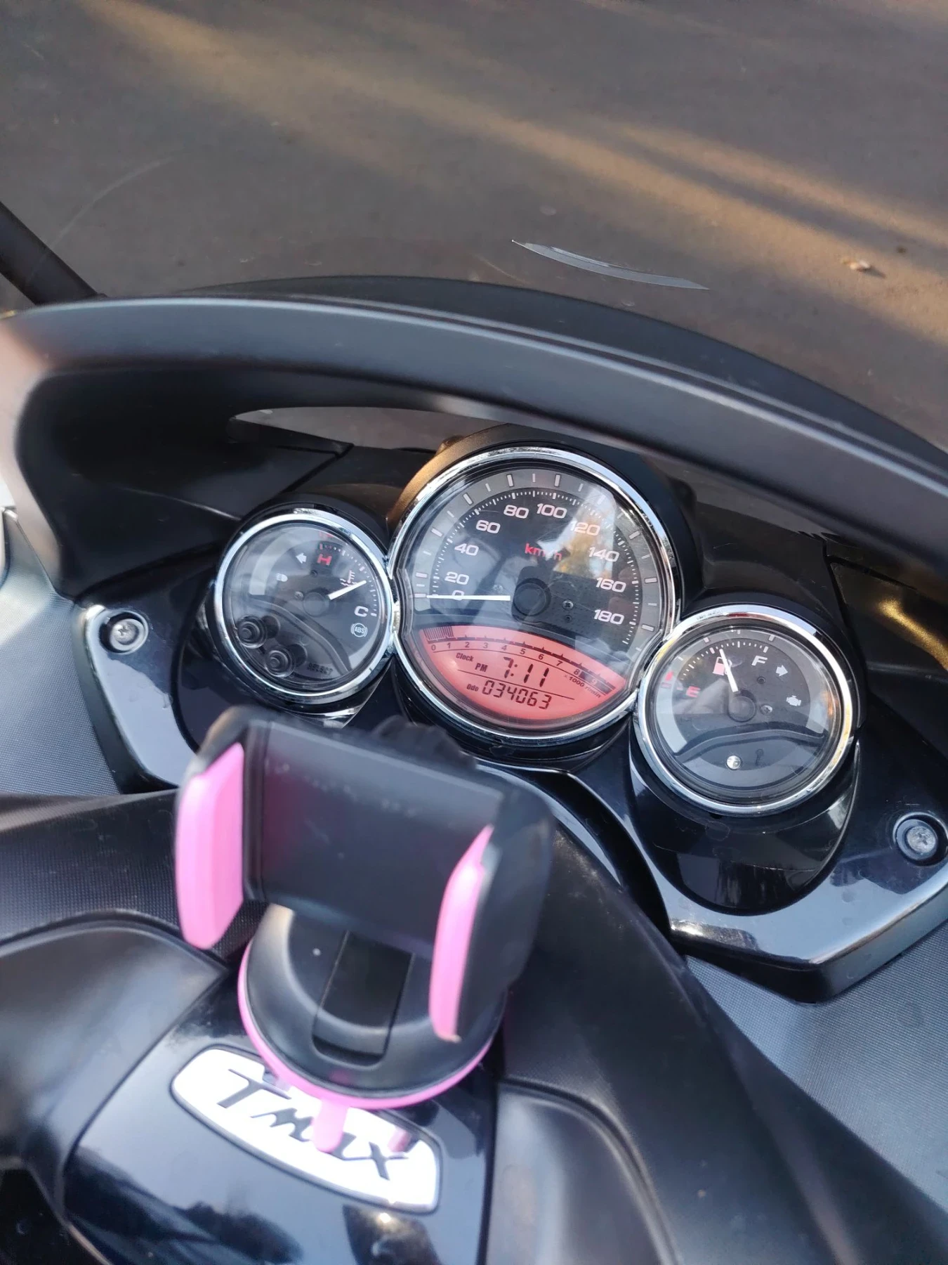 Yamaha T-max ABS, снимка 10 - Мотоциклети и мототехника - 55697709