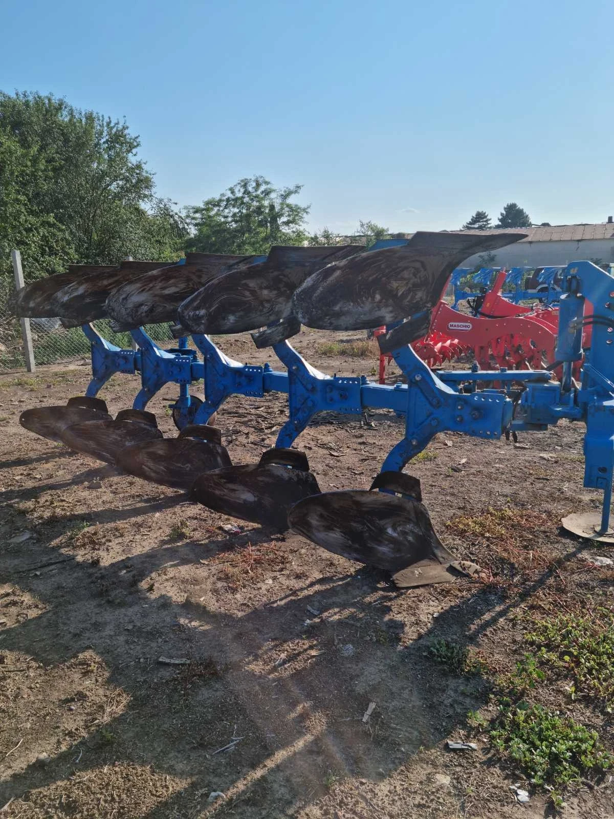 ���� Nardi | Mobile.bg � ����������� 3