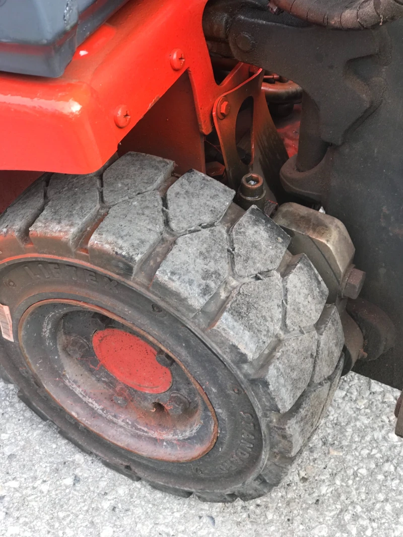 Мотокар Linde дизел, снимка 4 - Индустриална техника - 52089065