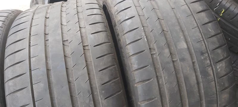 Гуми Летни 235/35R19, снимка 3 - Гуми и джанти - 29888379