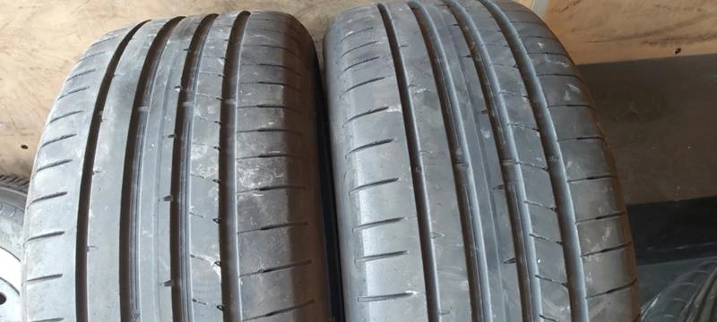 Гуми Летни 245/45R18, снимка 1 - Гуми и джанти - 30582651