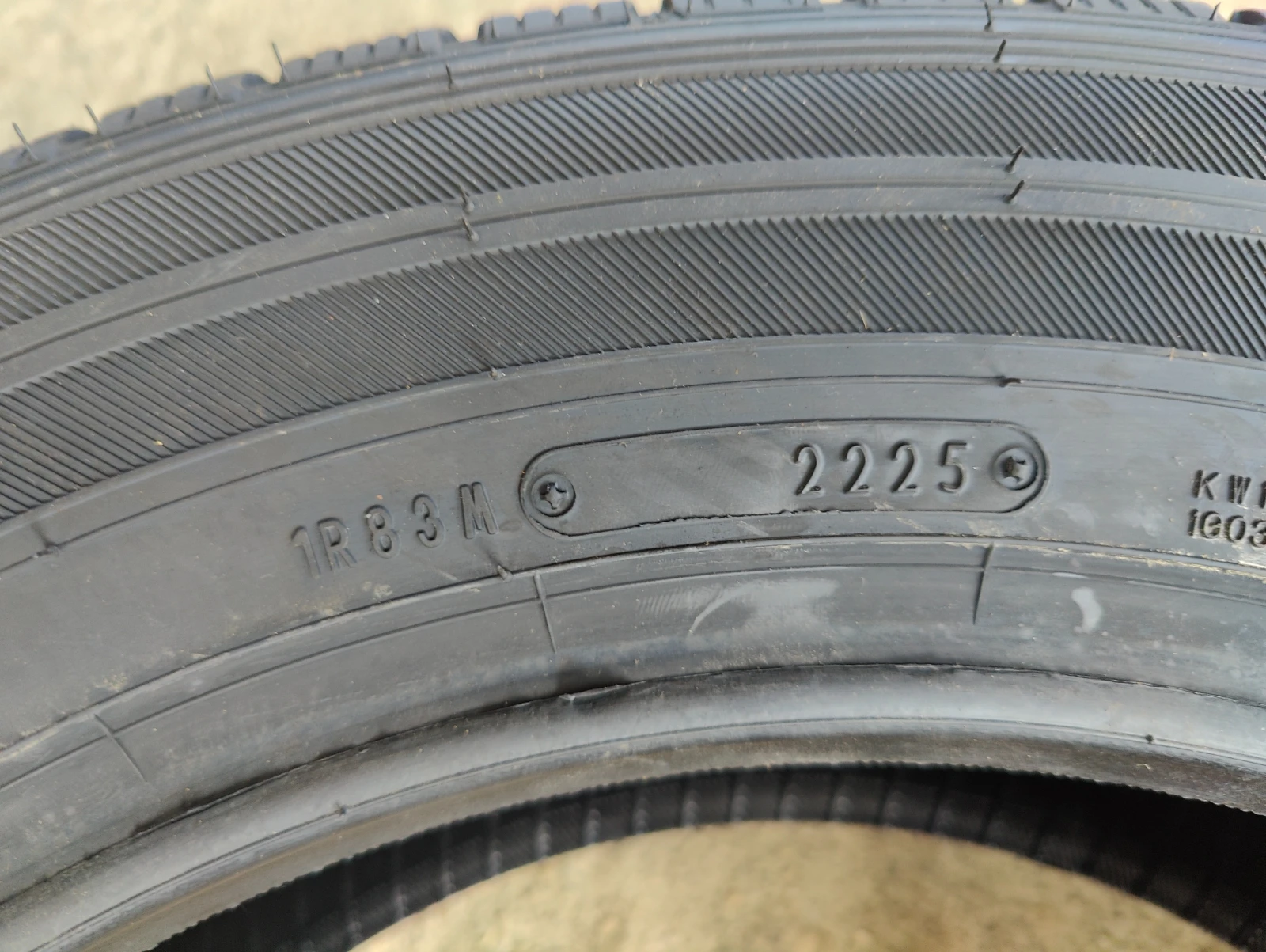 Гуми Зимни 205/65R16, снимка 9 - Гуми и джанти - 55251295