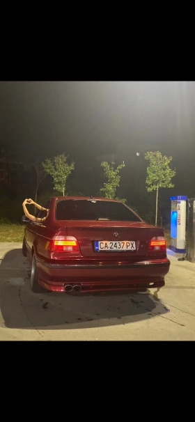     BMW 528