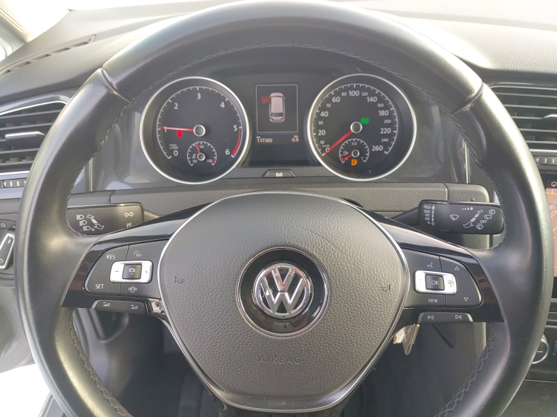 VW Golf 1.6tdi-DSG-Има видеоклип към обявата!, снимка 9 - Автомобили и джипове - 44180439