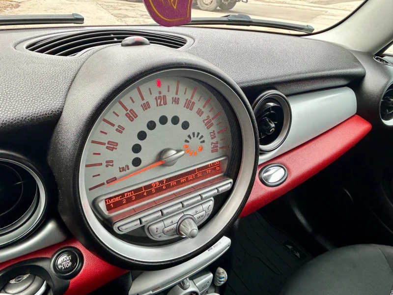 Mini Cooper 1.6i-Автоматик, снимка 11 - Автомобили и джипове - 48727554