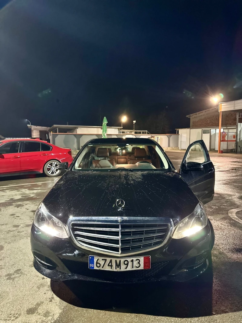 Mercedes-Benz E 220, снимка 8 - Автомобили и джипове - 48954899