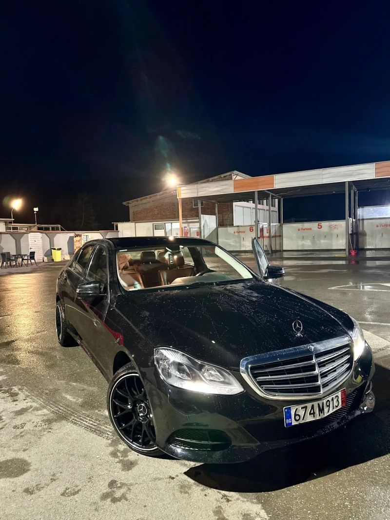 Mercedes-Benz E 220, снимка 9 - Автомобили и джипове - 48954899