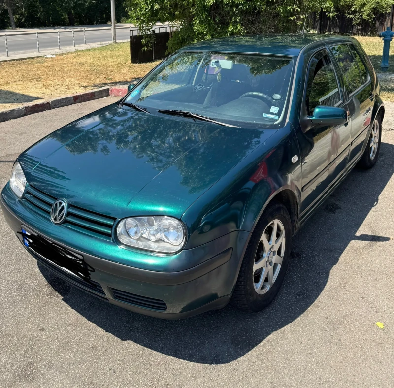VW Golf 1.6, снимка 2 - Автомобили и джипове - 51015743