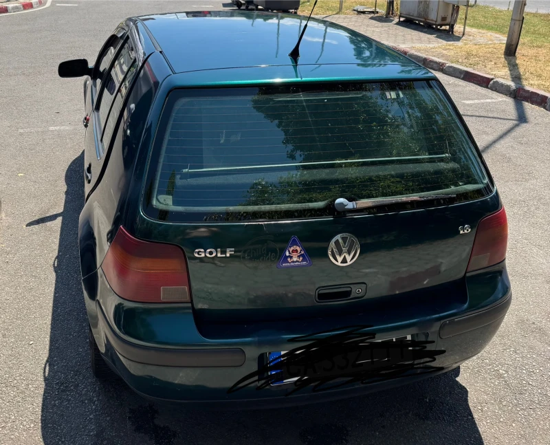 VW Golf 1.6, снимка 3 - Автомобили и джипове - 51015743