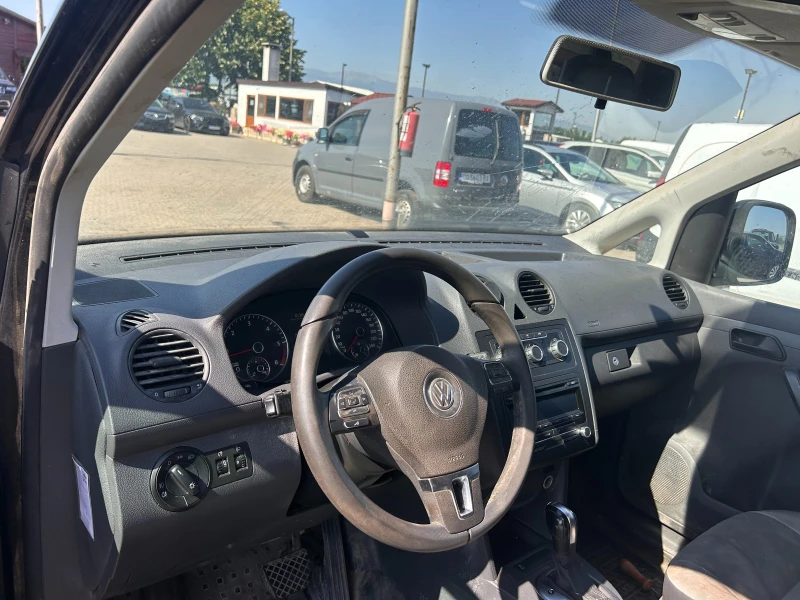 VW Caddy 1.6TDI AVTOMAT EURO 5, снимка 11 - Автомобили и джипове - 51092027