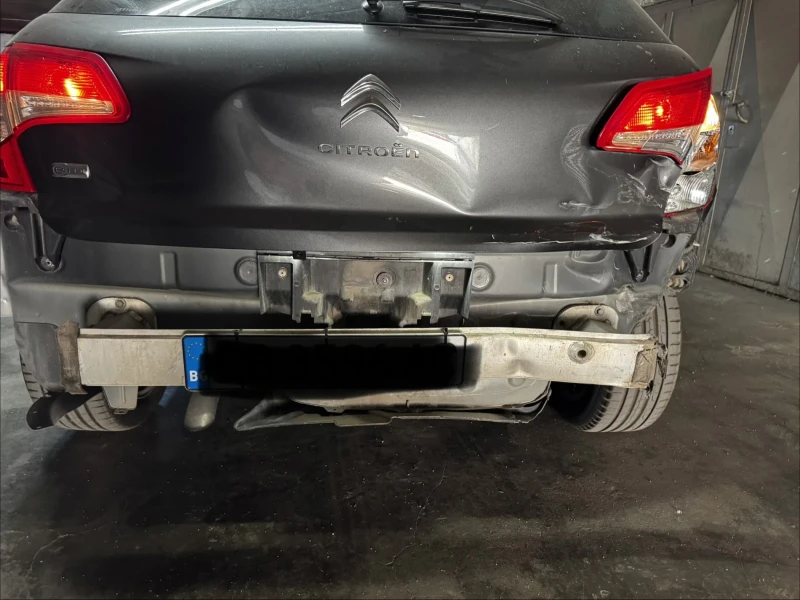 Citroen C4 1.6 e-HDI / 112 hp / EGS Automatic / Nav, снимка 3 - Автомобили и джипове - 52820749