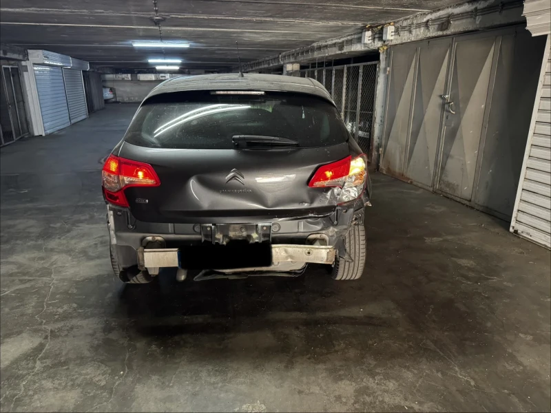 Citroen C4 1.6 e-HDI / 112 hp / EGS Automatic / Nav, снимка 2 - Автомобили и джипове - 52820749