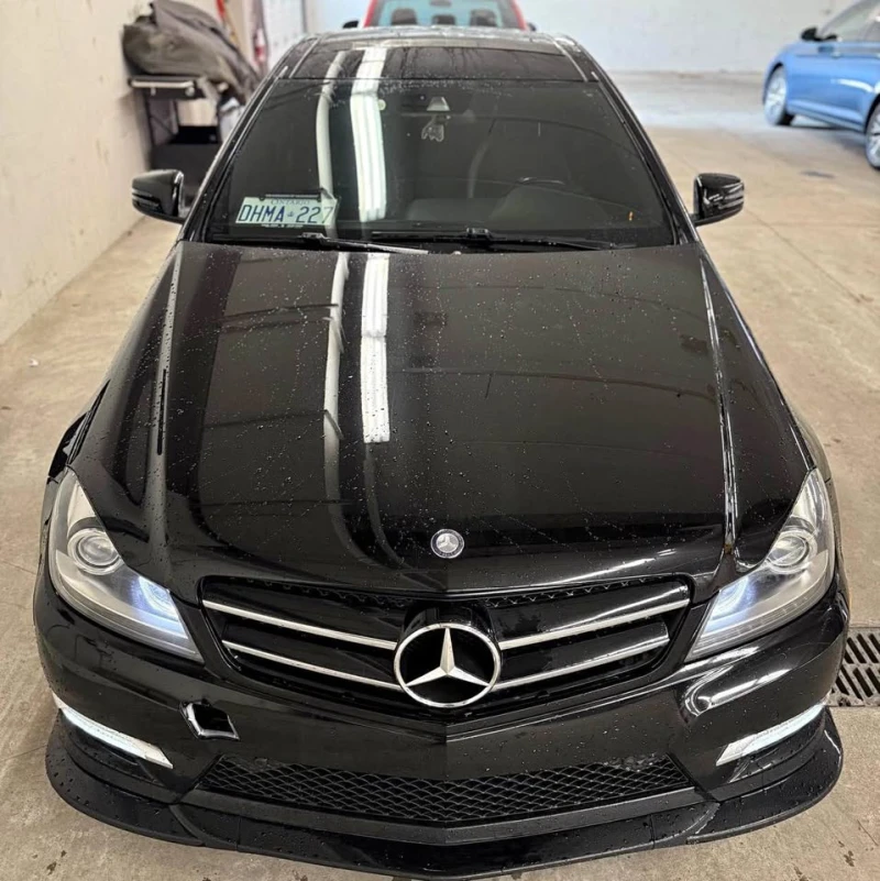 Mercedes-Benz C 350 CARFAX* АВТОФИНАНСИРАНЕ* БЕЗ ПЪРВОНАЧАЛНА ВНОСКА* , снимка 2 - Автомобили и джипове - 52926956