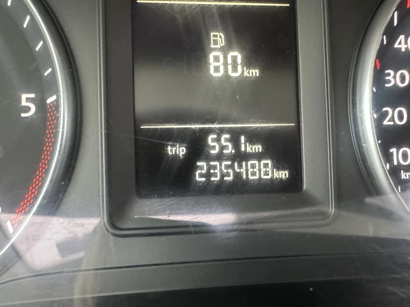 VW Caddy, снимка 13 - Автомобили и джипове - 53206618