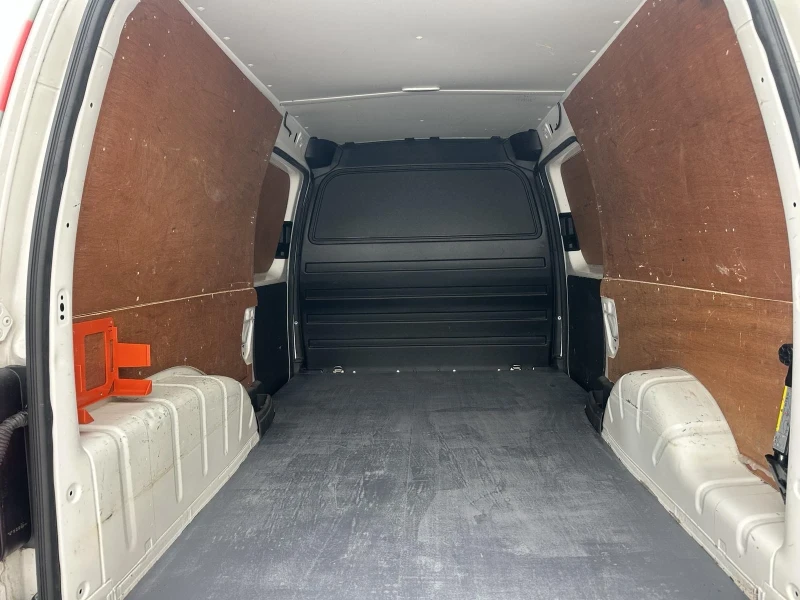 VW Caddy, снимка 8 - Автомобили и джипове - 53206618