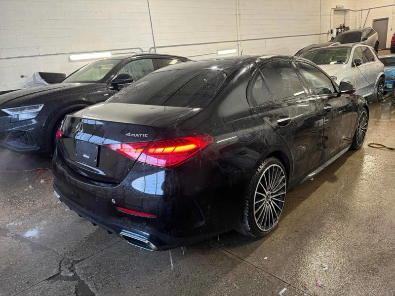 Mercedes-Benz C 300 * CARFAX * ЦЕНА ДО БГ, снимка 4 - Автомобили и джипове - 53468870