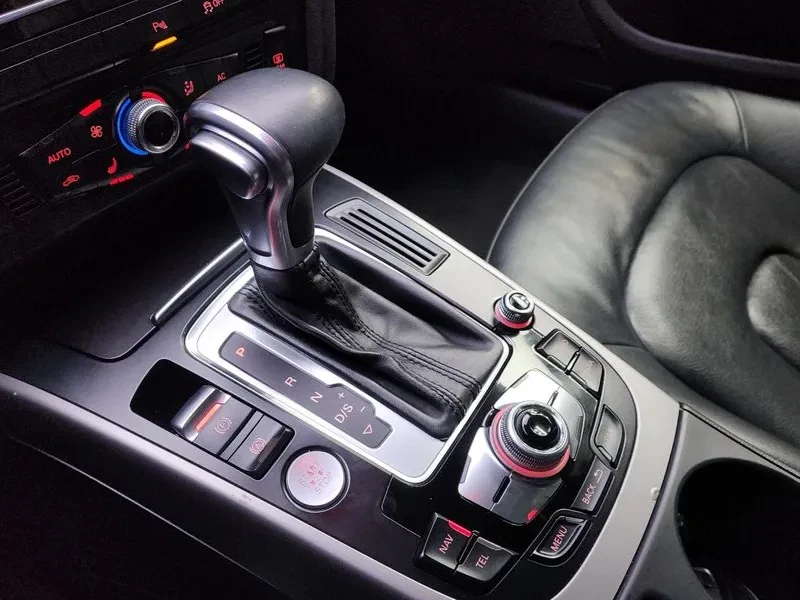 Audi A4 2.0 TFSI Quattro, снимка 9 - Автомобили и джипове - 54550870