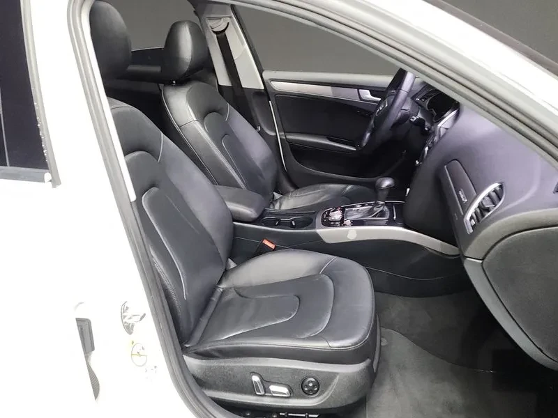 Audi A4 2.0 TFSI Quattro, снимка 11 - Автомобили и джипове - 54550870