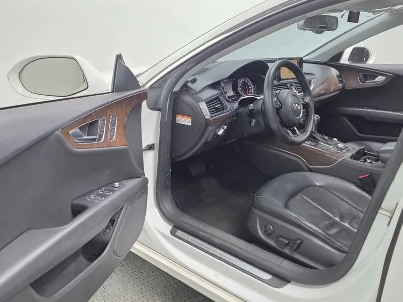 Audi A7 3.0 TDI Quattro, снимка 10 - Автомобили и джипове - 54562156