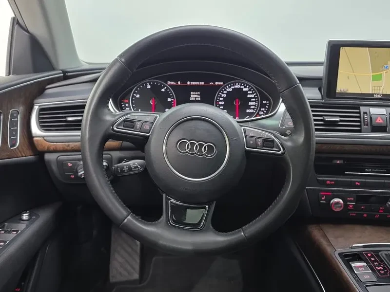 Audi A7 3.0 TDI Quattro, снимка 13 - Автомобили и джипове - 54562156
