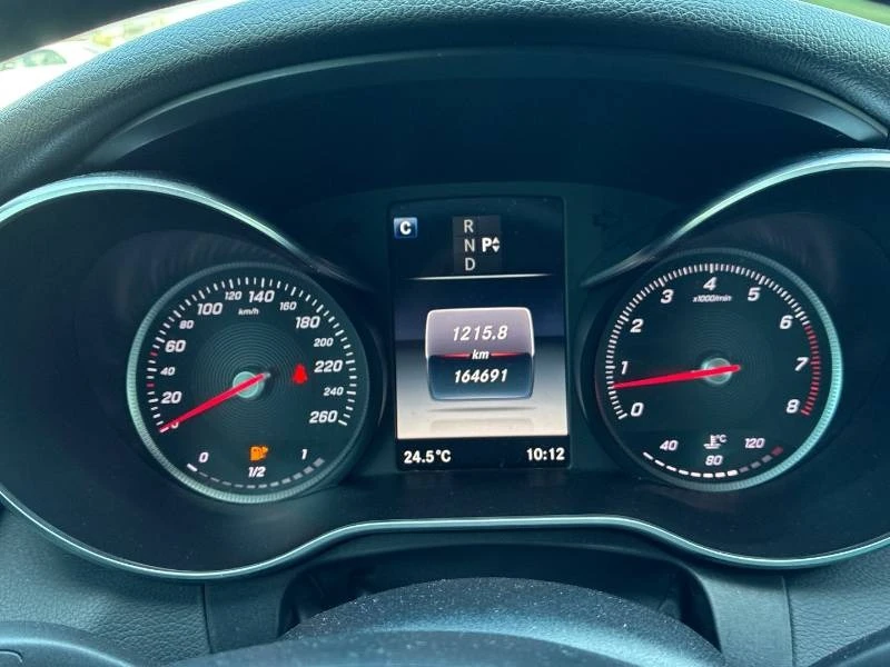 Mercedes-Benz C 300 * 4MATIC * PANO * 360 * 2 КЛЮЧА * АВТОКРЕДИТ, снимка 10 - Автомобили и джипове - 54812740