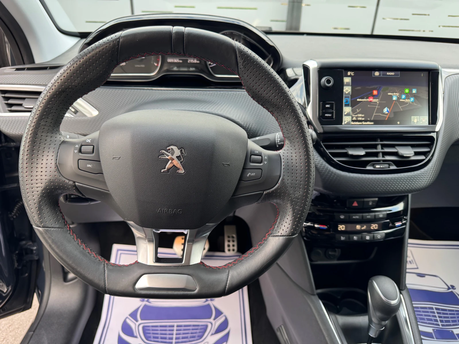 Peugeot 208 1.2I TURBO GT-LINE KOJA NAVI FULL AUTOMATIC - изображение 10