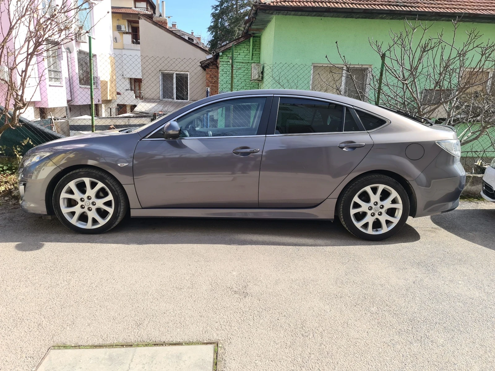 Mazda 6 2.2 - изображение 9
