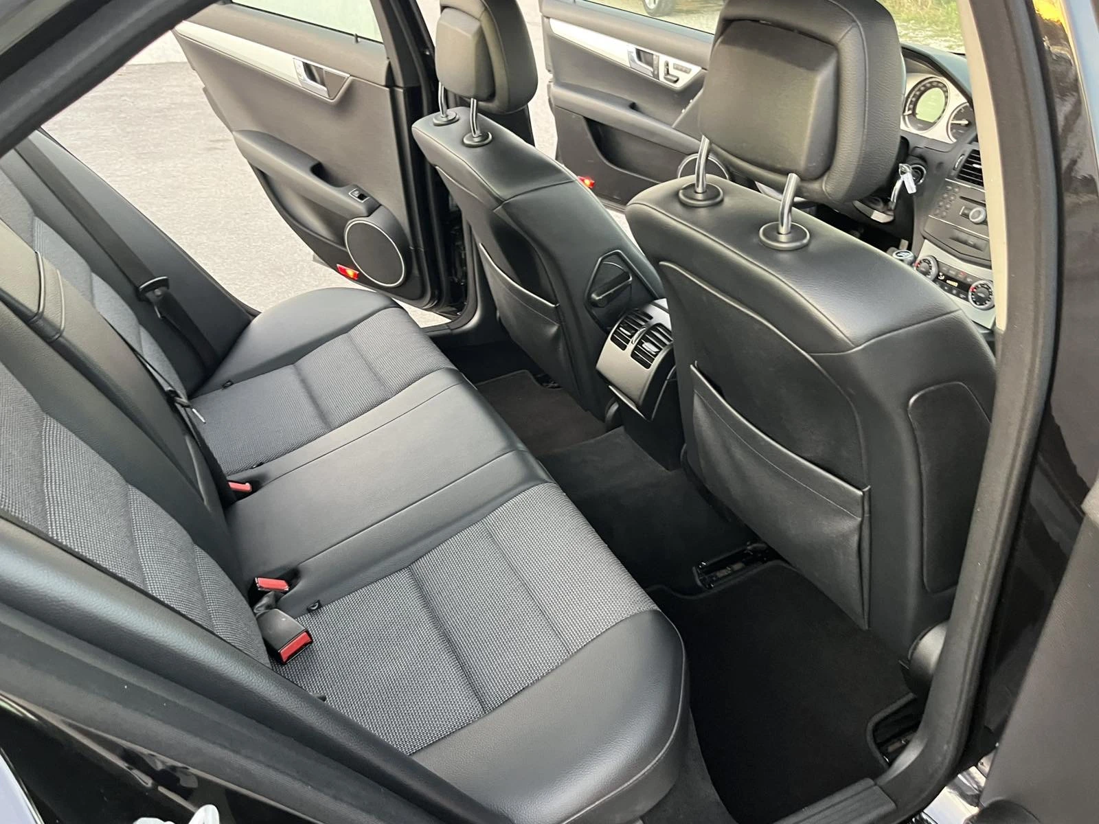Mercedes-Benz C 220 * 646* 2.2CDI 170кс КЛИМАТРОНИК НАВИГАЦИЯ - изображение 10