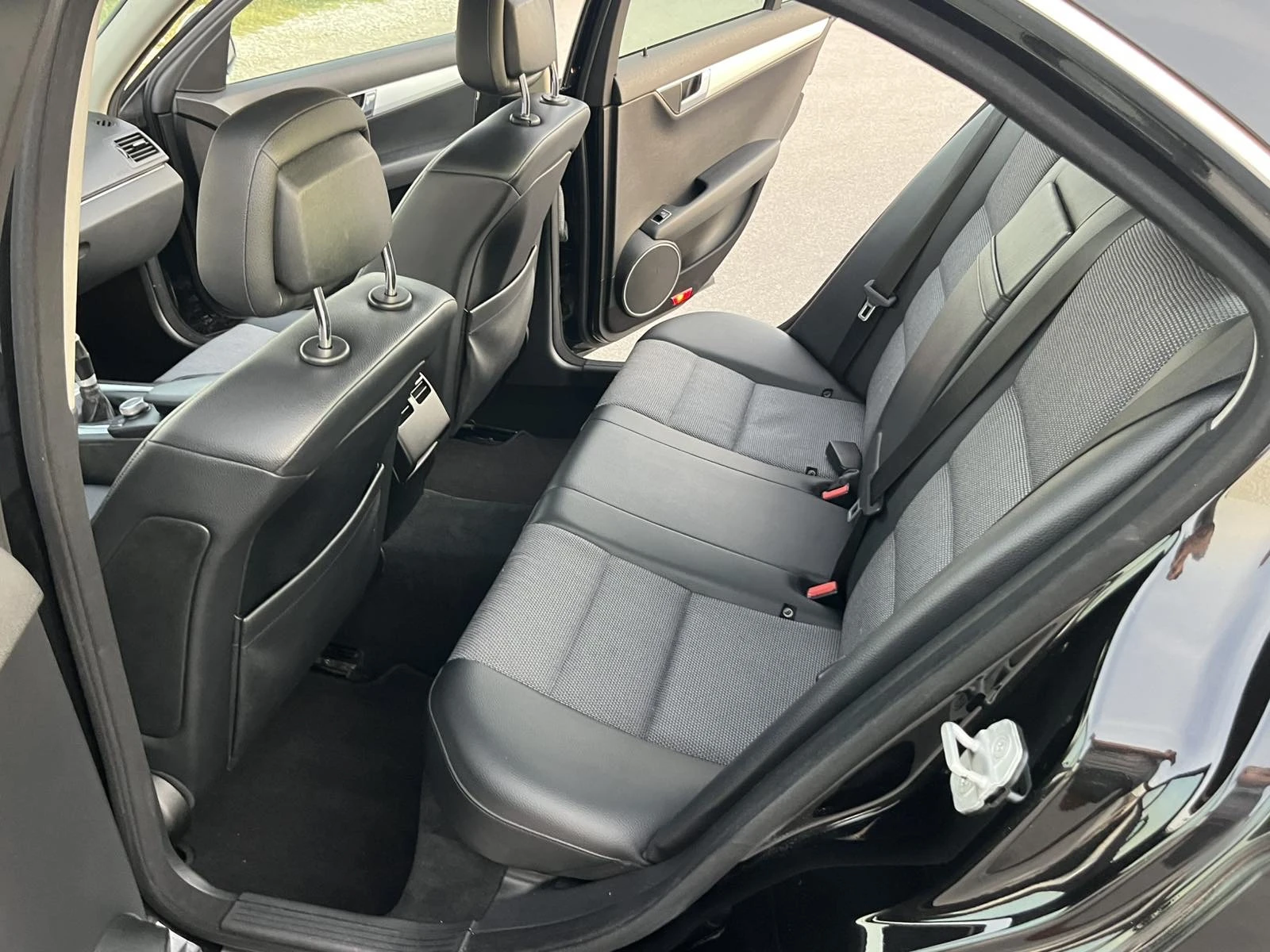 Mercedes-Benz C 220 * 646* 2.2CDI 170кс КЛИМАТРОНИК НАВИГАЦИЯ - изображение 9