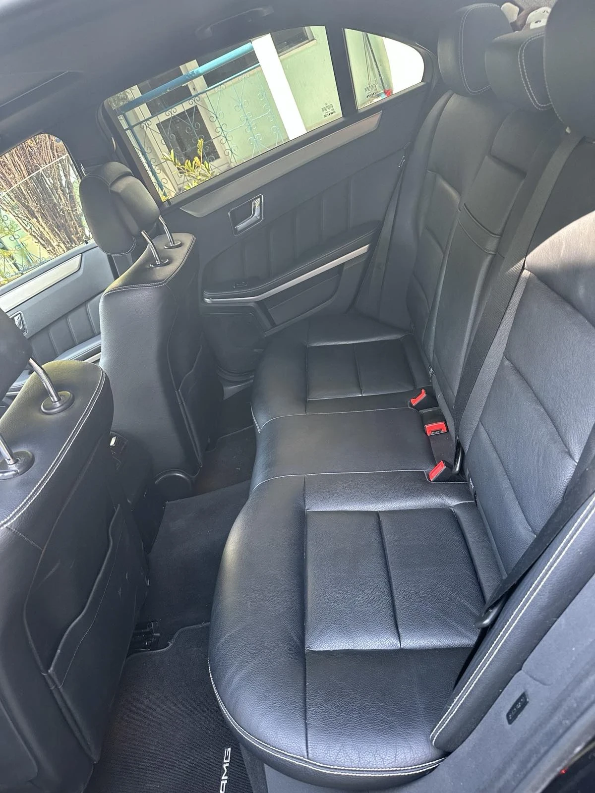 Mercedes-Benz E 350  - изображение 7