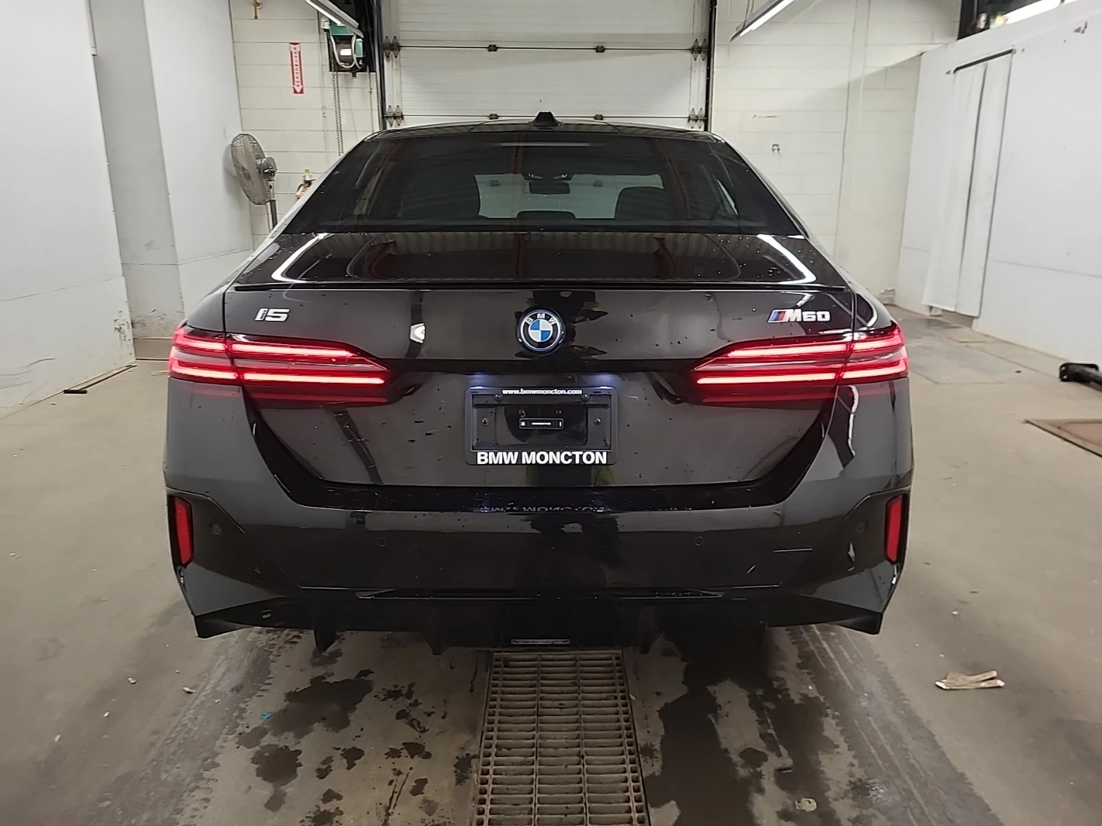 BMW i5 M60 * CARFAX * ЦЕНА ДО БЪЛГАРИЯ - изображение 5