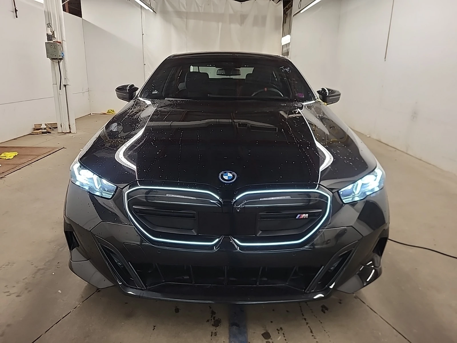 BMW i5 M60 * CARFAX * ЦЕНА ДО БЪЛГАРИЯ - изображение 6