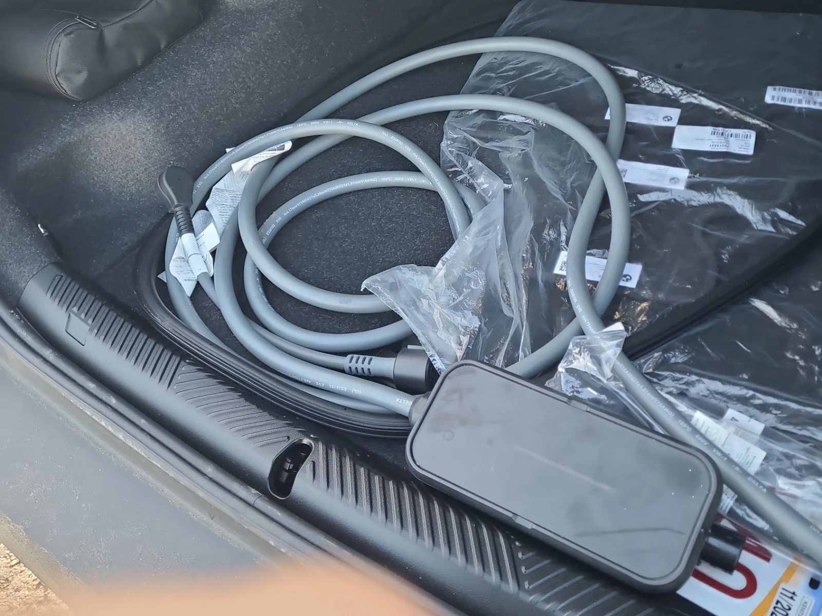 BMW i5 M60 * CARFAX *    | Mobile.bg   17